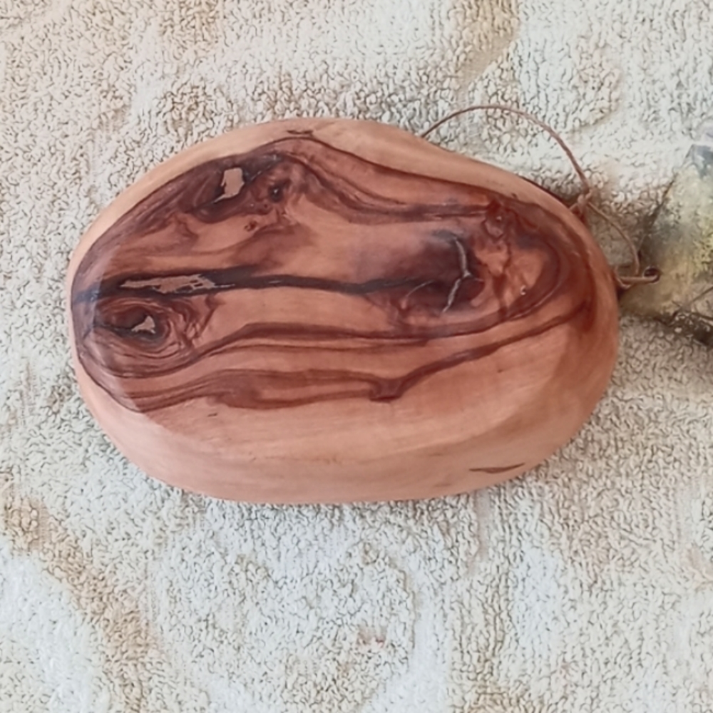 Italian Arte Legno handcrafted Olive Wood Bowl - Picture 2 of 7